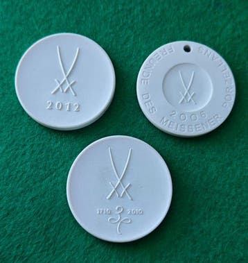 Allemagne, République de Weimar 3 pcs. of porcelain medals