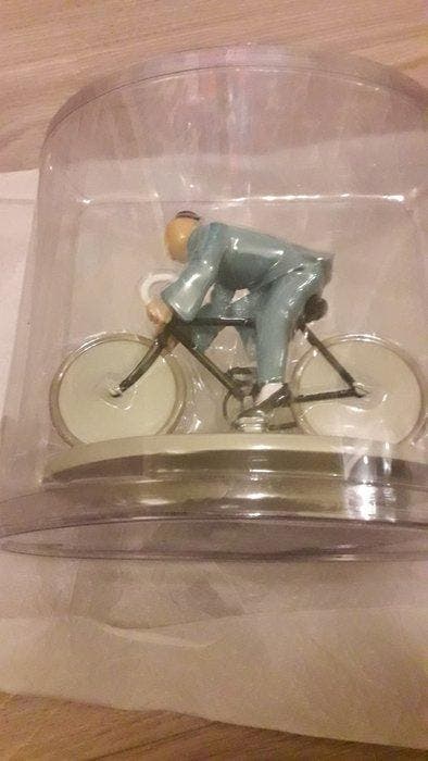 Tintin et Milou Hergé Moulinsart Lotus Bleu Vélo Version, Livres, BD | Comics
