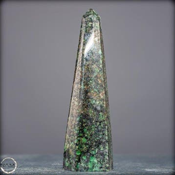 Majestueus smaragdobelisk uit de legendarische Muzo-mijn –