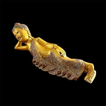 Bouddha couché – birman – bois sculpté creux – dorure et