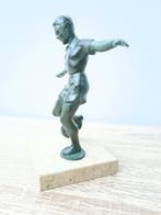 Ignacio Gallo - sculptuur, Footballeur - 17 cm -