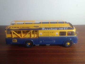 Centauria 1:43 - Model raceauto - Fiat 642 Bartoletti -