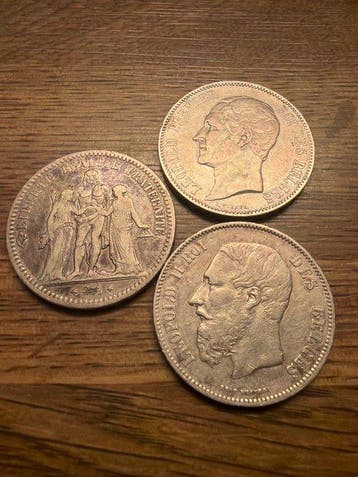 Wereld. Collection of silver coins, Timbres & Monnaies