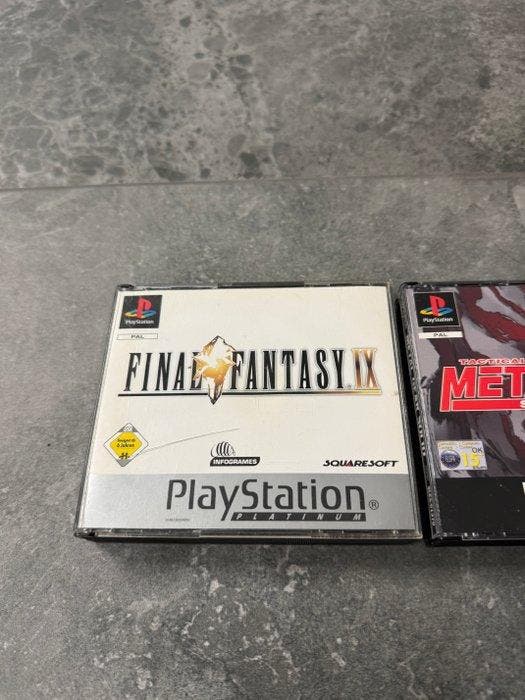 Sony - Playstation 1 (PS1) - MetalGear solid - Final Fantasy, Games en Spelcomputers, Spelcomputers | Overige Accessoires