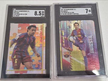 Lotto SGC Barca: Xavi 06/07 El Crack 8.5 + Iniesta 06/07 El, Verzamelen, Nieuw