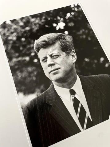 Manfred Linus Kreiner - John F. Kennedy — Présence à la