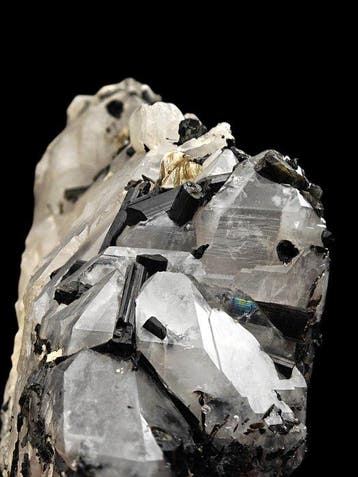 ESTHÉTIQUE ÉLBAÏTE VERTE IRIDESCENTE avec QUARTZ Cristaux