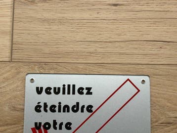 Gelieve uw sigaret uit te maken, bedankt. - Plaque - Metaal,