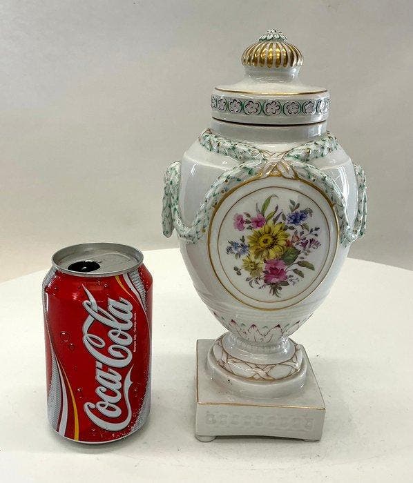 Antieke dekselvaas – Berlin (KPM) – 19e eeuw –, Antiek en Kunst, Antiek | Glaswerk en Kristal