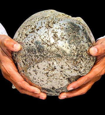 Sphère naturelle en pyrite dorée - Orbe de cristal