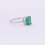 Zonder minimumprijs - Ring Platina - 2.84ct. tw. Smaragd -, Nieuw