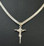 Zilveren collier 835 met katholiek kruis van zilver 925 -