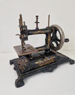 Muller 12 - Naaimachine - Gietijzer