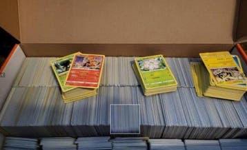 Pokémon - 2500 Bulk kaarten - Various sets, Nieuw