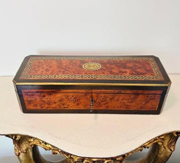 Boîte - Laiton doré, Bois de thuya - Coffret
