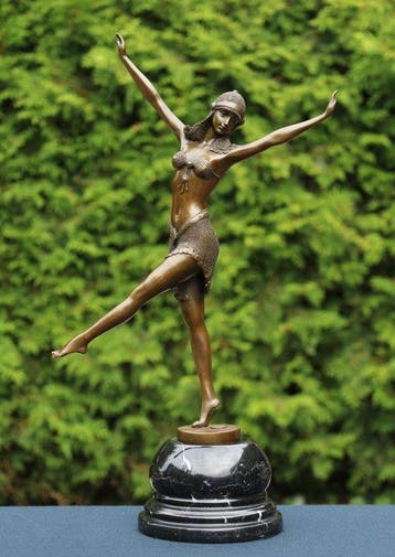 after Demetre Chiparus - Beeld, Palmyra Dancer - 3,2 kg - 45