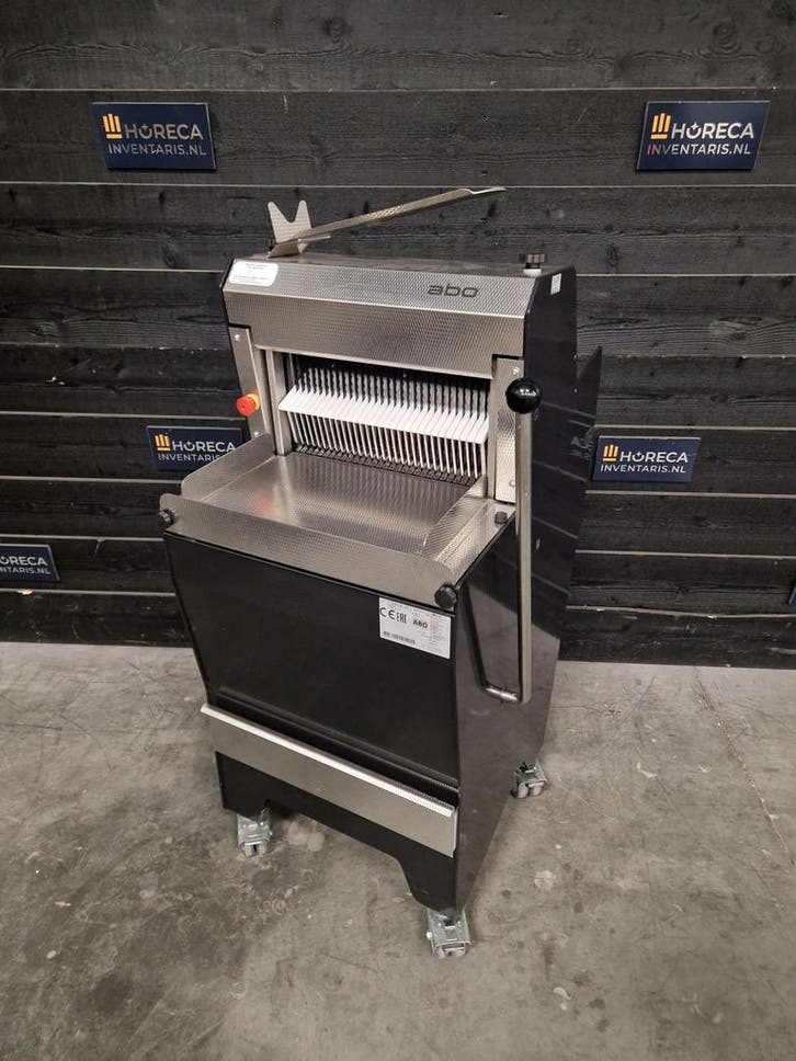 Broodsnijmachine | ABO | Luxe3 | 230V | horeca, Articles professionnels, Horeca | Équipement de cuisine