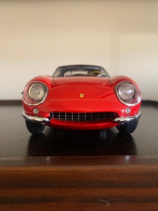 CMC 1:18 - Modelauto - Ferrari 275 GTB, Hobby & Loisirs créatifs, Voitures miniatures | 1:5 à 1:12