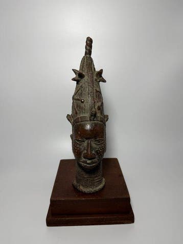 Prachtig hoofd Ife Oba - In de stijl van Ife. - Nigeria