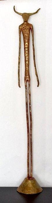 Abdoulaye Derme - sculptuur, Le Minotaure - 83 cm - Brons