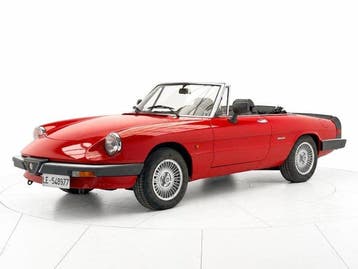 Alfa Romeo - Spider 1600 - 55,000km NO RESERVE - 1989