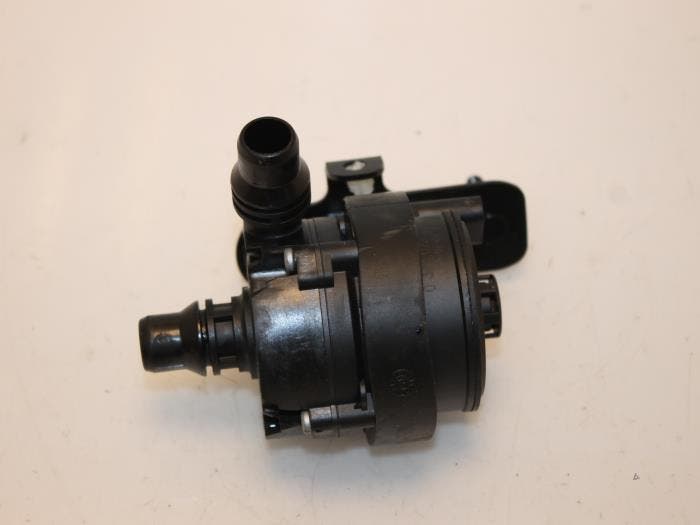 Extra waterpomp BMW X5 O102218, Auto-onderdelen, Airco en Verwarming