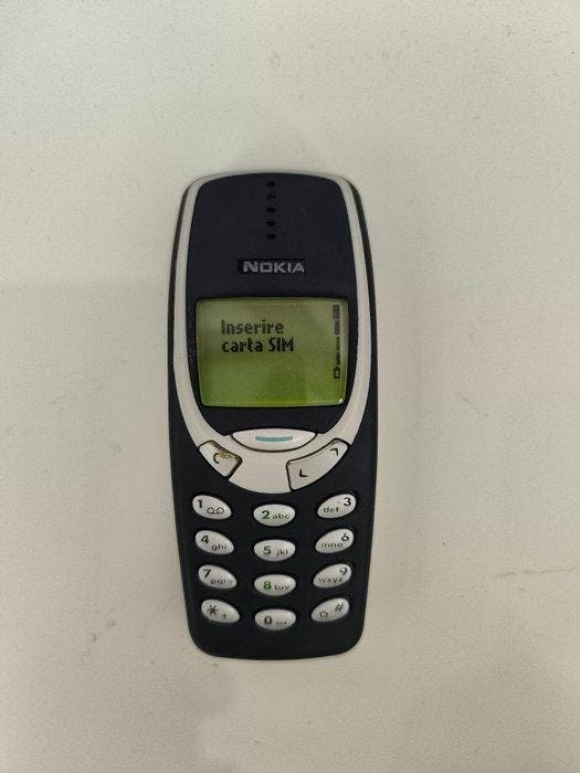 Nokia 3310/6630 - Mobiele telefoon (2), Games en Spelcomputers, Spelcomputers | Overige Accessoires