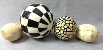 Decoratief ornament (4) - rond en eivormig - Bollen, eieren