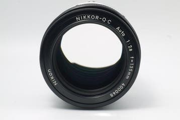Nikon Nikkor-QC Auto 135mm f/2.8 Telelens