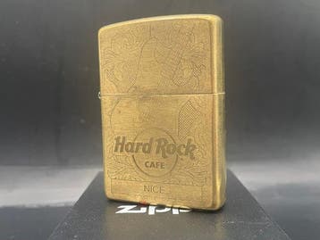 Zippo - Gravé dune GUITARE ZIPPO HARD ROCK CAFE - NICE -, Nieuw