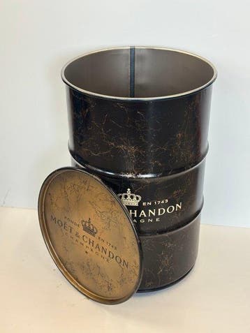 Rob VanMore - Barrel Moët & Chandon