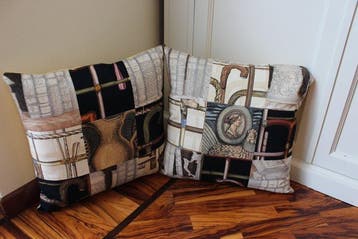 Coussins patchwork en tissus vintage Fornasetti - Coussin