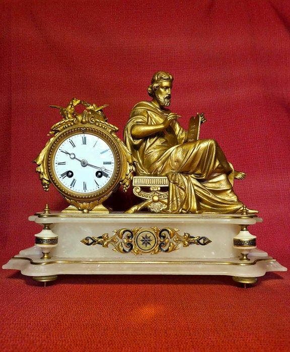 Figurale pendule - Albast, regel gouden patina - 1850-1900 -, Antiquités & Art, Antiquités | Horloges