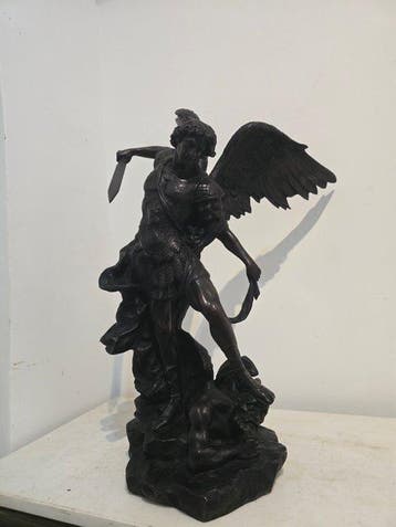 sculptuur, San Michele Arcangelo - 74 cm - Gepatineerd brons, Antiek en Kunst