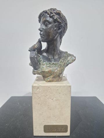 Luis Martínez Lafuente (1943) - sculptuur, Arrullo - 23 cm -