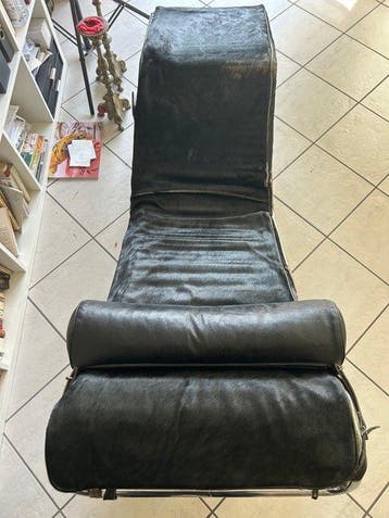 Cassina - Le Corbusier - Slaapbank - LC4 - Kalfsleer -