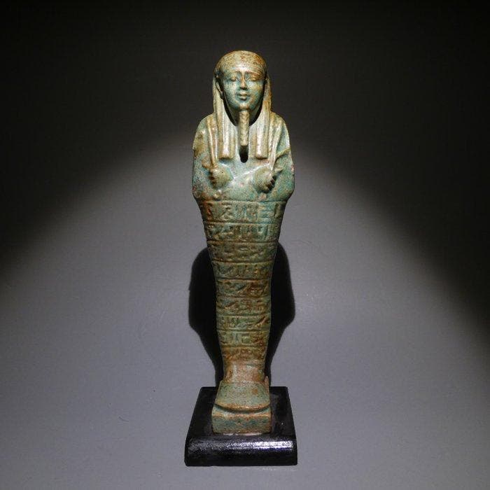 Oud-Egyptisch Faience Fijne grote shabti. 18,5 cm hoog., Verzamelen, Mineralen en Fossielen