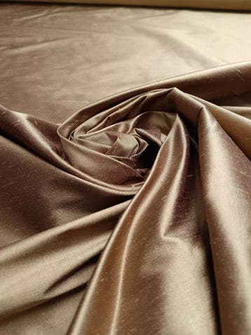 Shantung van zijde E 784. 1,40 x 4,90 m - Textiel - 490 m -