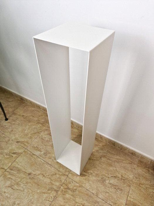 JS Design - Console - White Peana - Acier, Antiek en Kunst, Kunst | Designobjecten