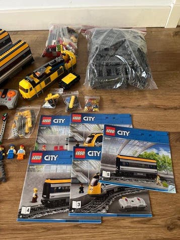 Lego Set - Ville - Grote partij LEGO treinen 60197 2x, Kinderen en Baby's, Speelgoed | Duplo en Lego, Nieuw