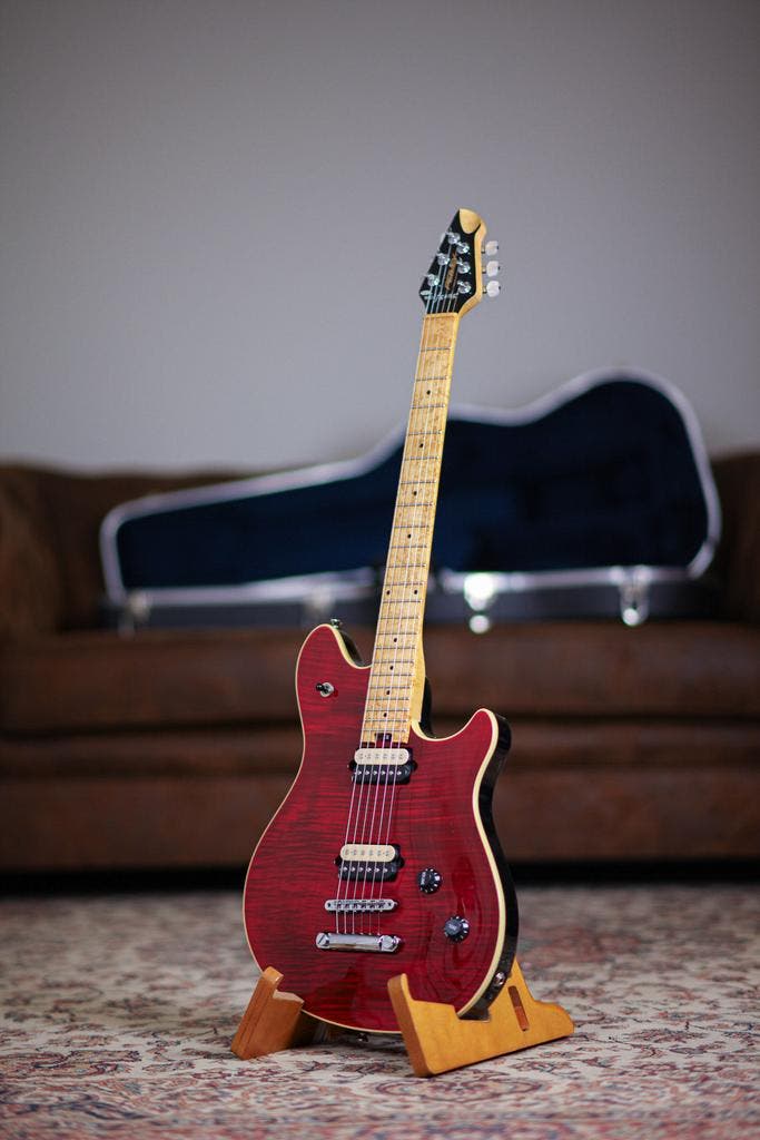 Peavey EVH Wolfgang 2002 | Transparent Red, Muziek en Instrumenten, Snaarinstrumenten | Gitaren | Elektrisch, Verzenden