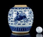 Een grote Chinese blauw-witte Phoenix gemberpot - geen