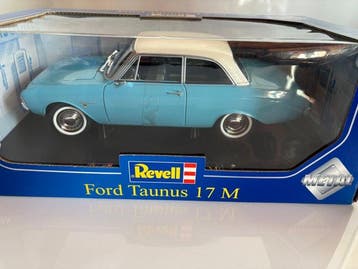 Revell 1:18 - Voiture miniature - Ford Taunus 17 M
