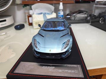 Dino Model 1:18 - Modelauto - Very rare Ferrari 812