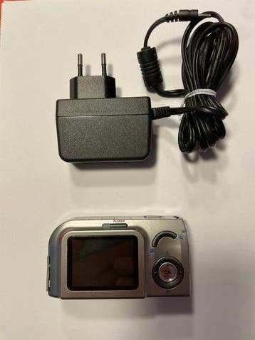 Medion MD 86146 | 6.2 Megapixel Compact Digital Camera -