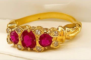 Zonder minimumprijs - Ring - 9 kt. Geel goud, Zilver Robijn, Nieuw