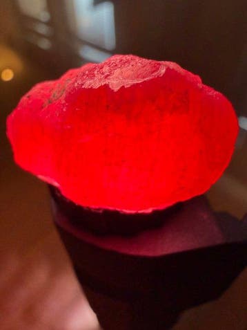 Robijn Edelsteen. Adembenemende 59,5 ct Burma grote, Verzamelen