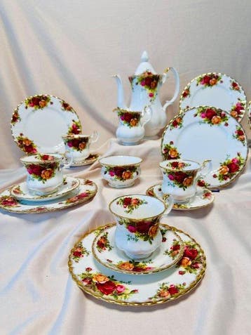 Royal Albert - Koffieservies (21) - Porselein - Royal Albert, Antiek en Kunst