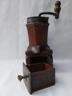 Koffiemolen - Lodewijk XIV - hout , smeedijzer en messing, Antiek en Kunst