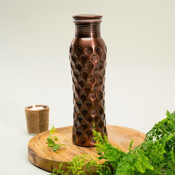 Puur Koperen Waterfles Curve Diamond Antique - 1 liter, Sports & Fitness, Produits de santé, Wellness & Bien-être, Enlèvement ou Envoi
